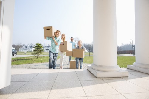 Customized packing solutions for delicate items by Kennington professionals